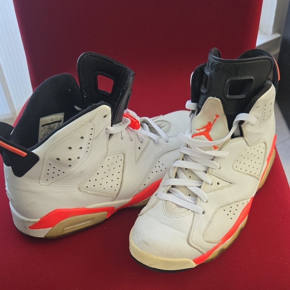 Nike Air Jordan 6 Retro White Infrared Size 9 2013 384664-123 White Black OG VI